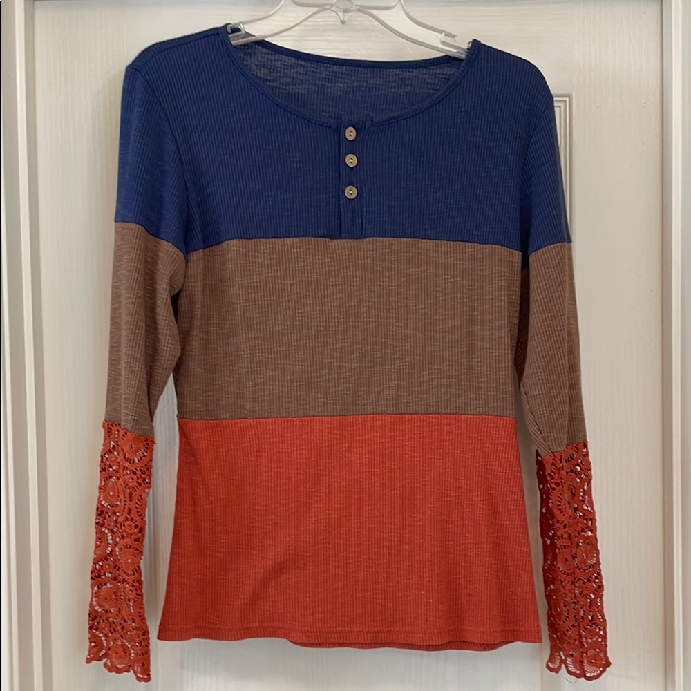 Colorblock Lace Sleeve Women's Top